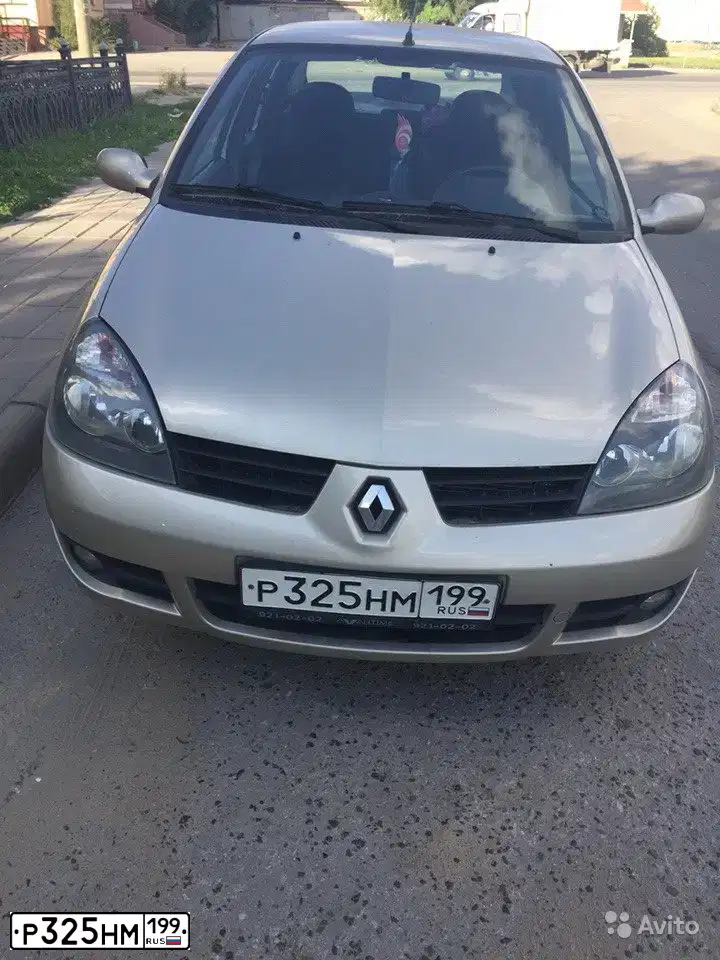 Фото автомобиля RENAULT SYMBOL, 2008 — госномер Р325НМ48. Цвет: БЕЖЕВЫЙ