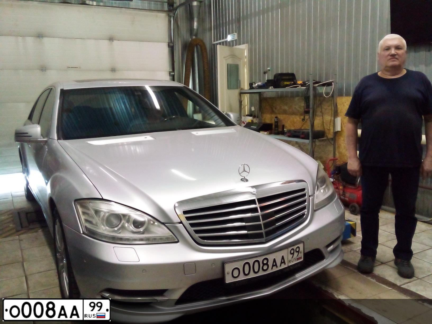 Фото автомобиля AUDI A5, 2009 — госномер Т144КС03. Цвет: ЧЕРНЫЙ