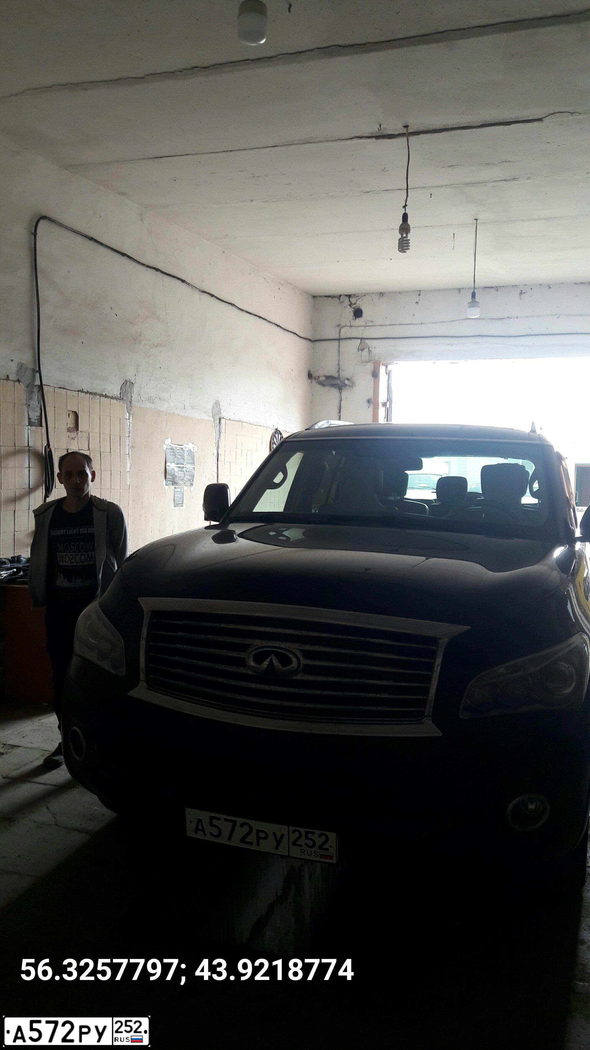 Фото автомобиля INFINITI QX80 /QX56/, 2014 — госномер М111ОУ152. Цвет: ЧЕРНЫЙ