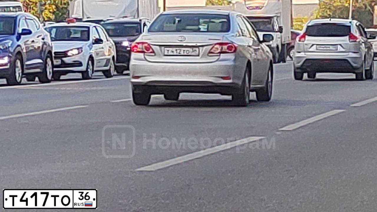 Фото автомобиля OPEL ZAFIRA, 2002 — госномер Х101ОР76. Цвет: СЕРЫЙ