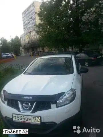 Фото автомобиля NISSAN QASHQAI, 2013 — госномер Т536ВЕ777. Цвет: БЕЛЫЙ