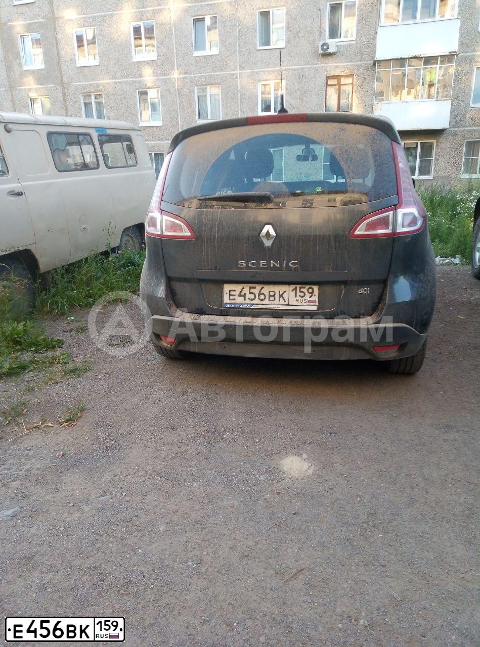 Фото автомобиля RENAULT MEGANE GRAND SCENIC, 2010 — госномер Е456ВК159