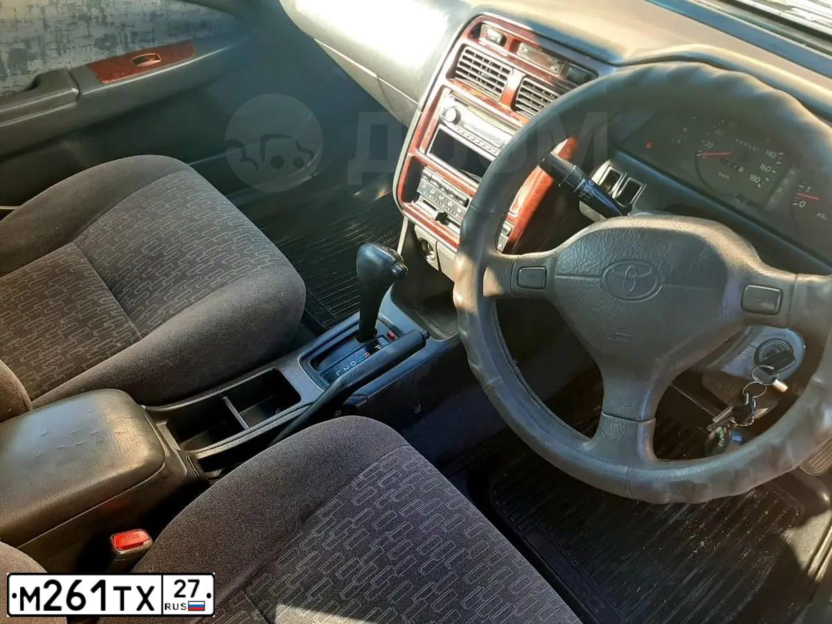 Фото автомобиля TOYOTA CORONA, 1986 — госномер С970МЕ27
