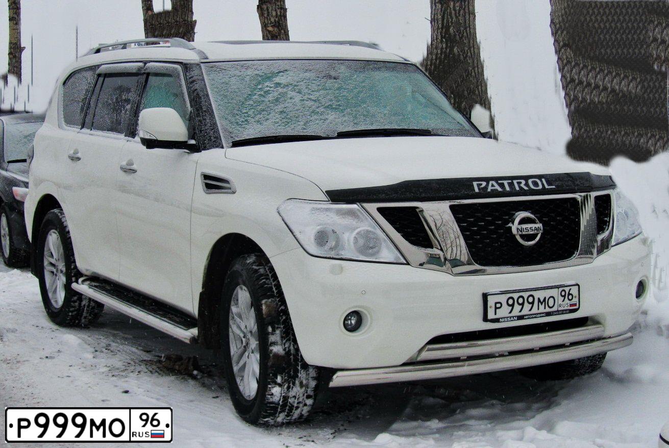 Фото автомобиля NISSAN SUNNY, 2012 — госномер Р999МО96. Цвет: БЕЛЫЙ