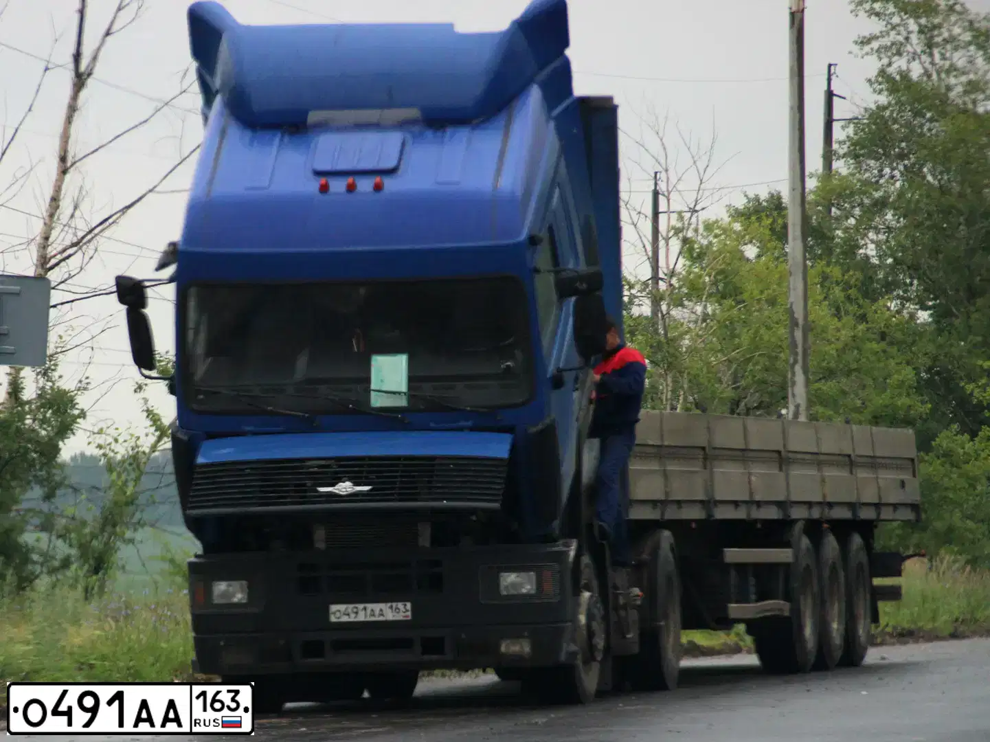 Фото автомобиля MAZ 5440 /4X2/, 2006 — госномер А159ЕН156. Цвет: синий