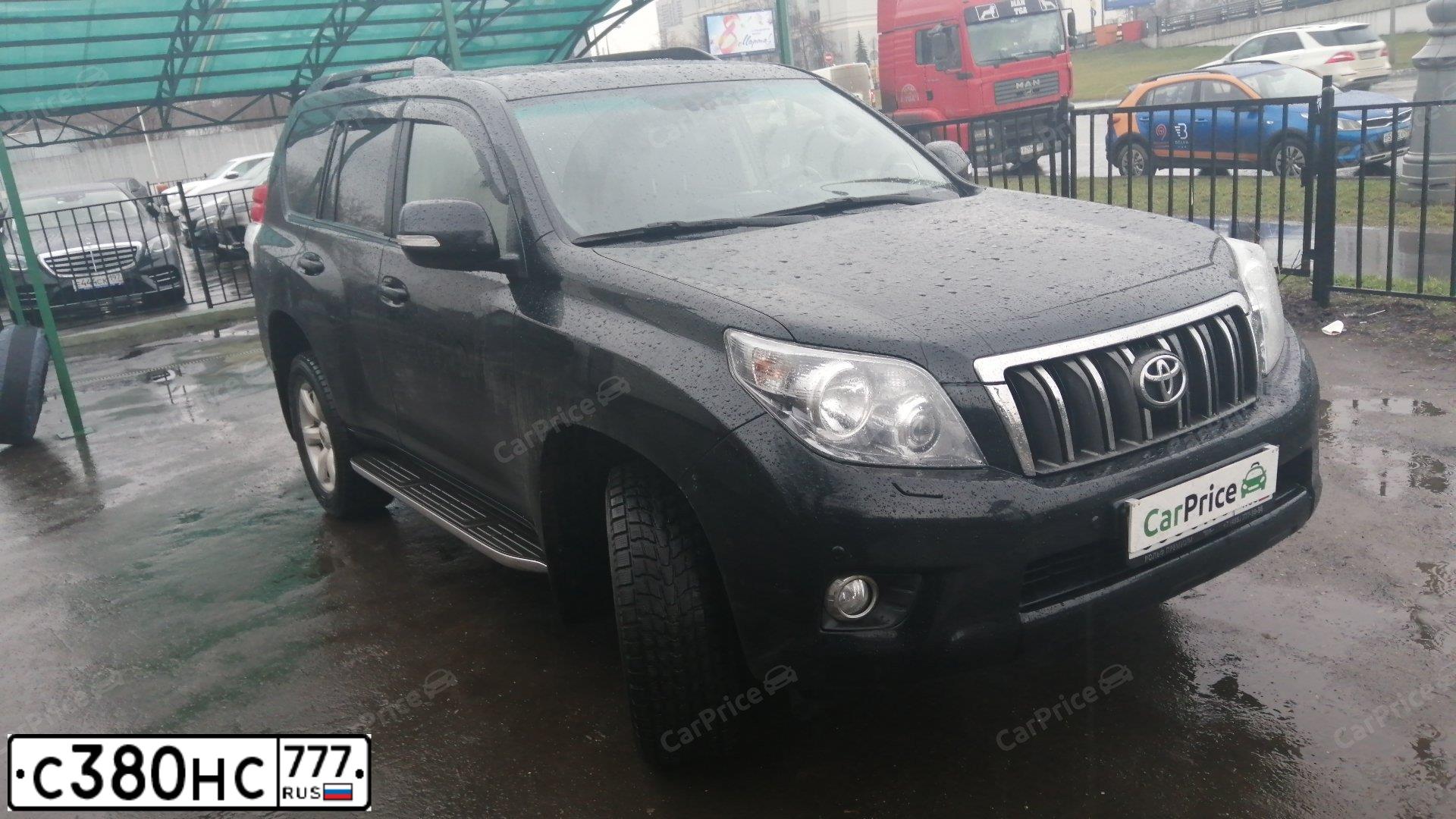 Фото автомобиля TOYOTA LANDCRUISER, 2013 — госномер А321РТ122. Цвет: ЧЕРНЫЙ