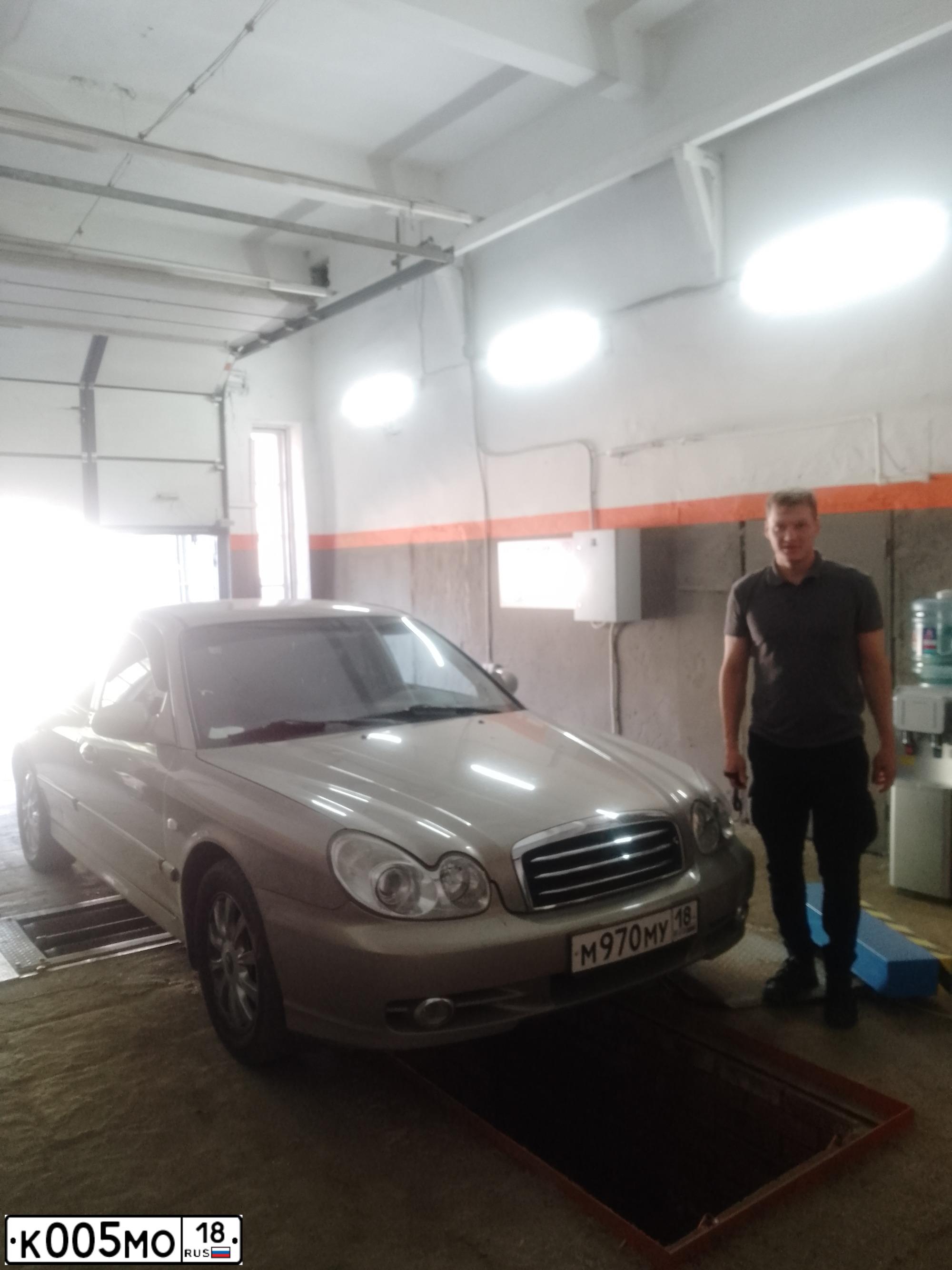 Фото автомобиля MERCEDES M-KLASSE, 2007 — госномер К005МО18. Цвет: ВИШНЕВЫЙ