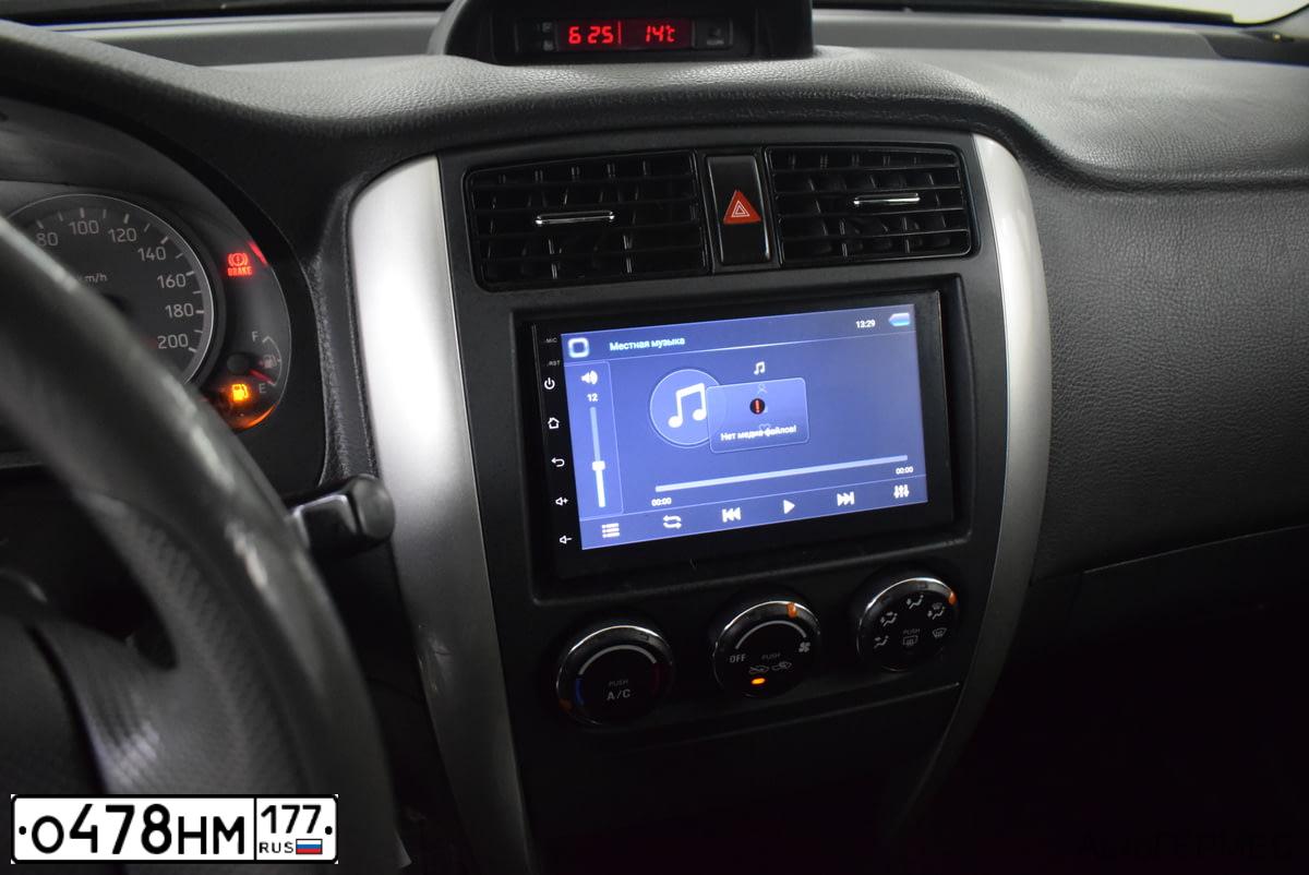 Фото автомобиля SUZUKI LIANA, 2004 — госномер Р824КВ68. Цвет: Красный