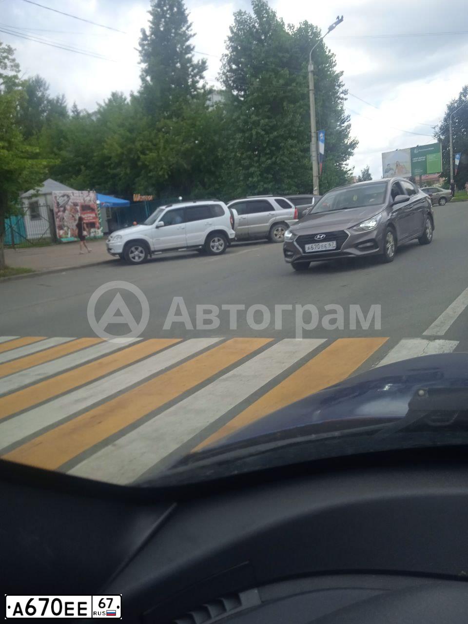 Фото автомобиля HYUNDAI SOLARIS, 2017 — госномер А670ЕЕ67. Цвет: СВЕТЛО-КОРИЧНЕВЫЙ