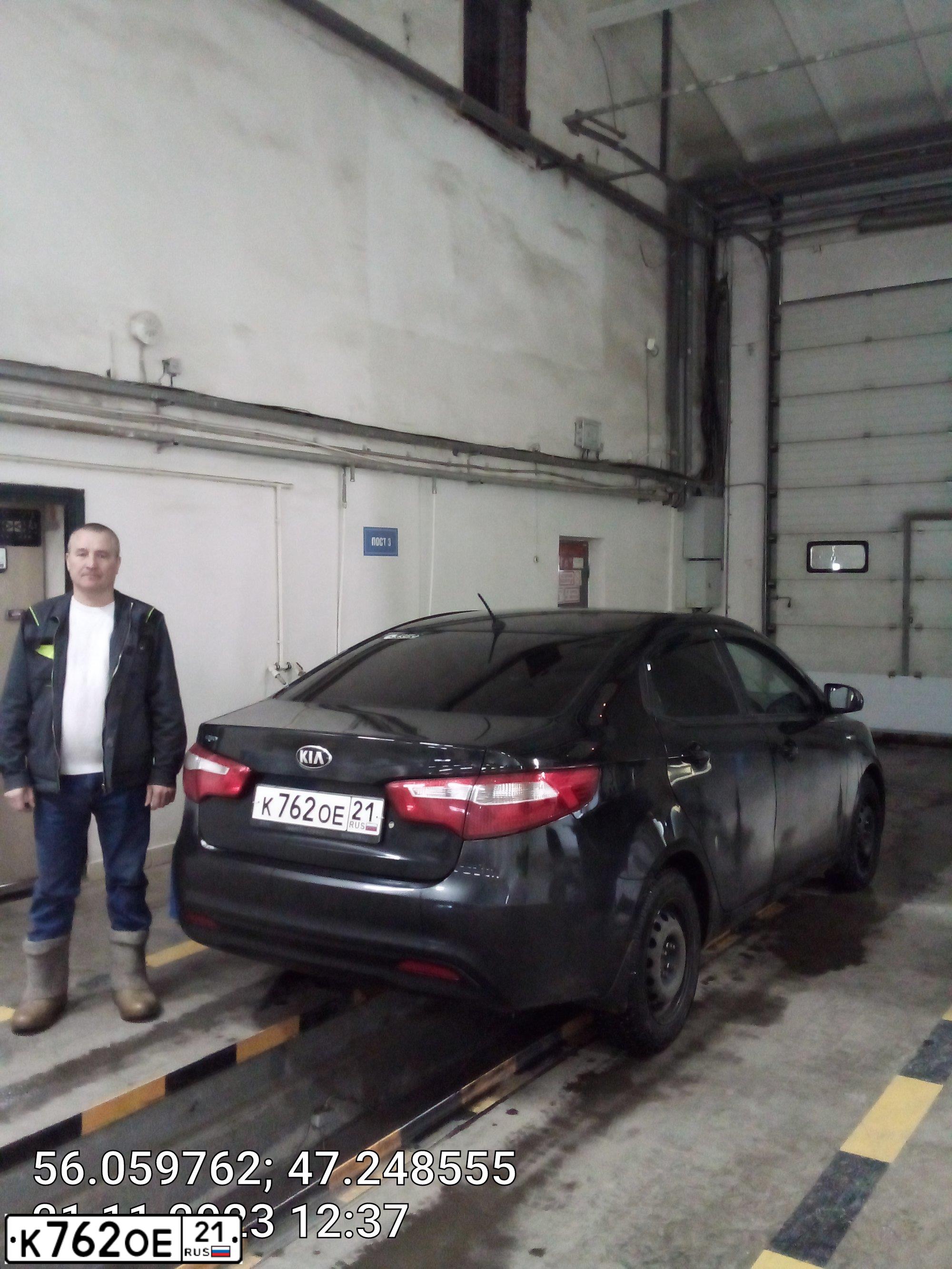 Фото автомобиля KIA RIO, 2014 — госномер М867РК12. Цвет: ЧЕРНЫЙ