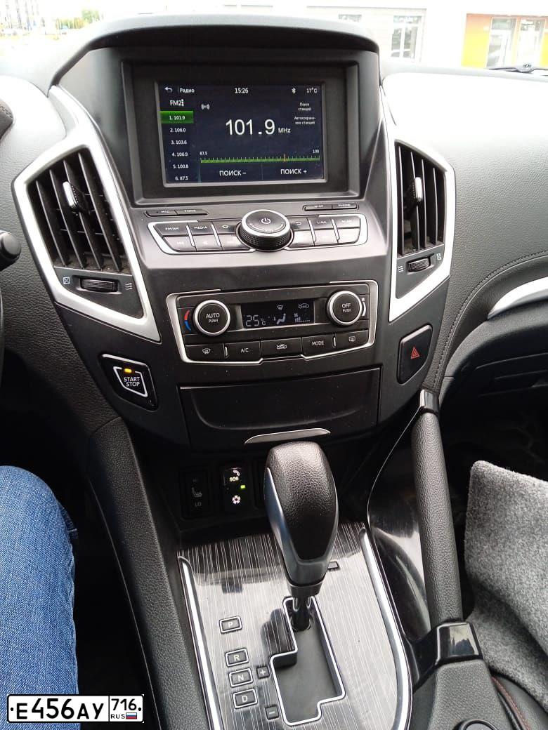 Фото автомобиля DONGFENG (DFM) AX7, 2019 — госномер Е496ВЕ147
