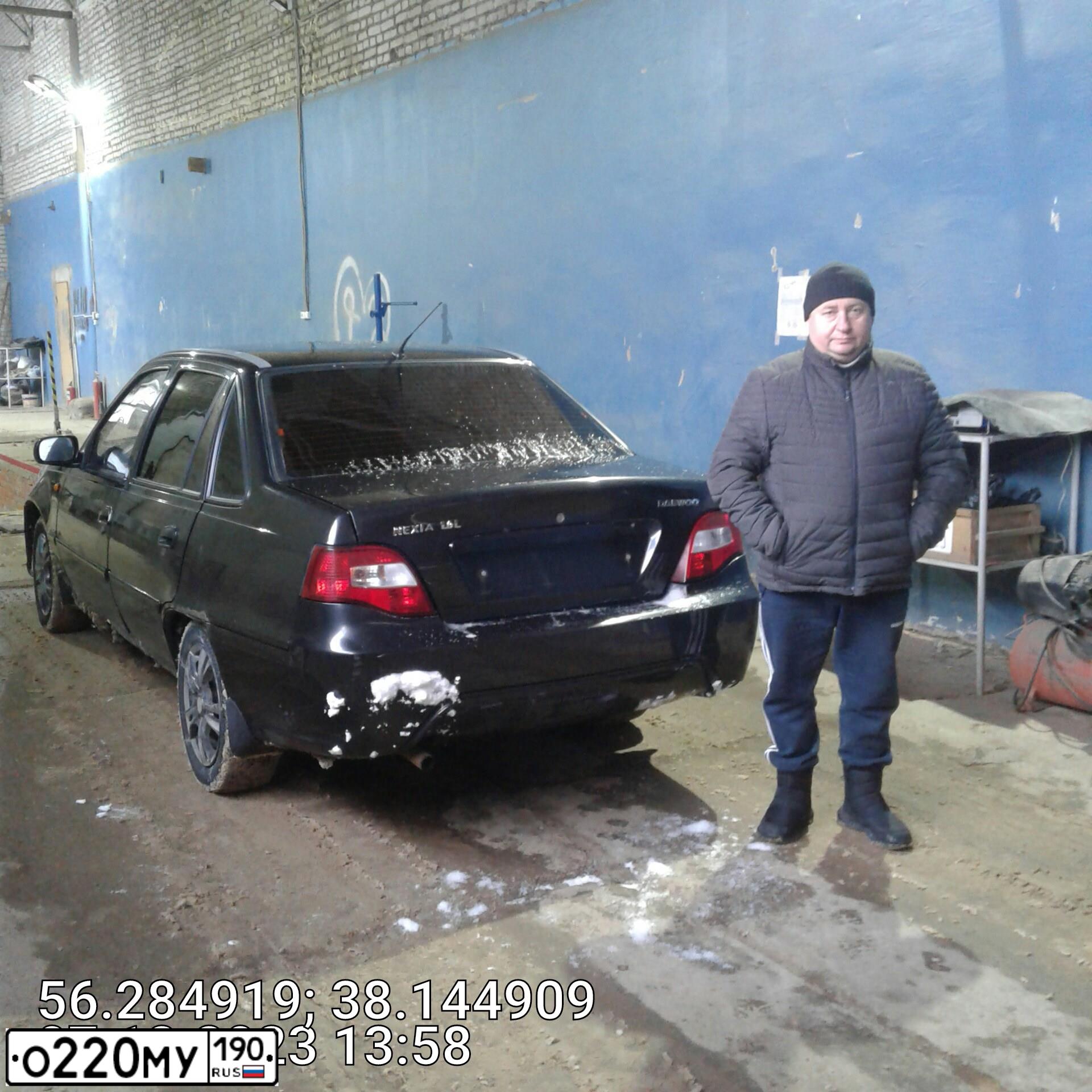 Фото автомобиля DAEWOO NEXIA, 2011 — госномер У237РТ797. Цвет: Бледно-Черный