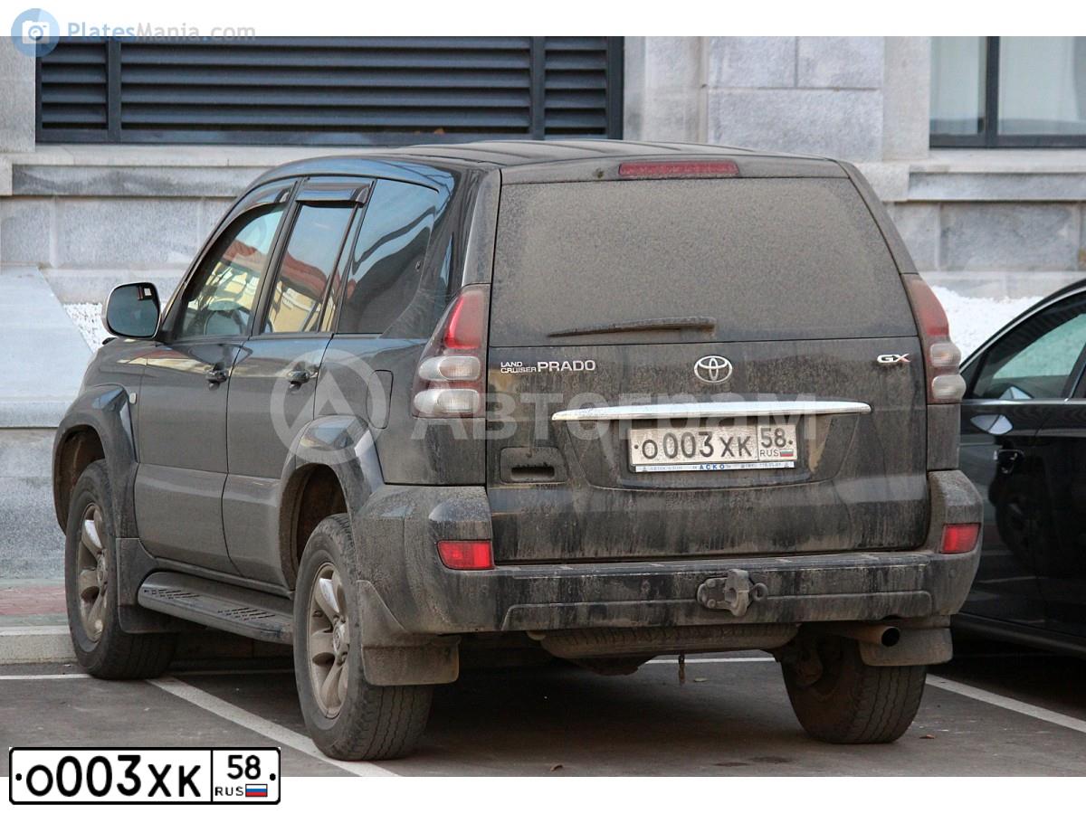 Фото автомобиля TOYOTA LANDCRUISER, 2008 — госномер В588РХ716. Цвет: ЧЕРНЫЙ
