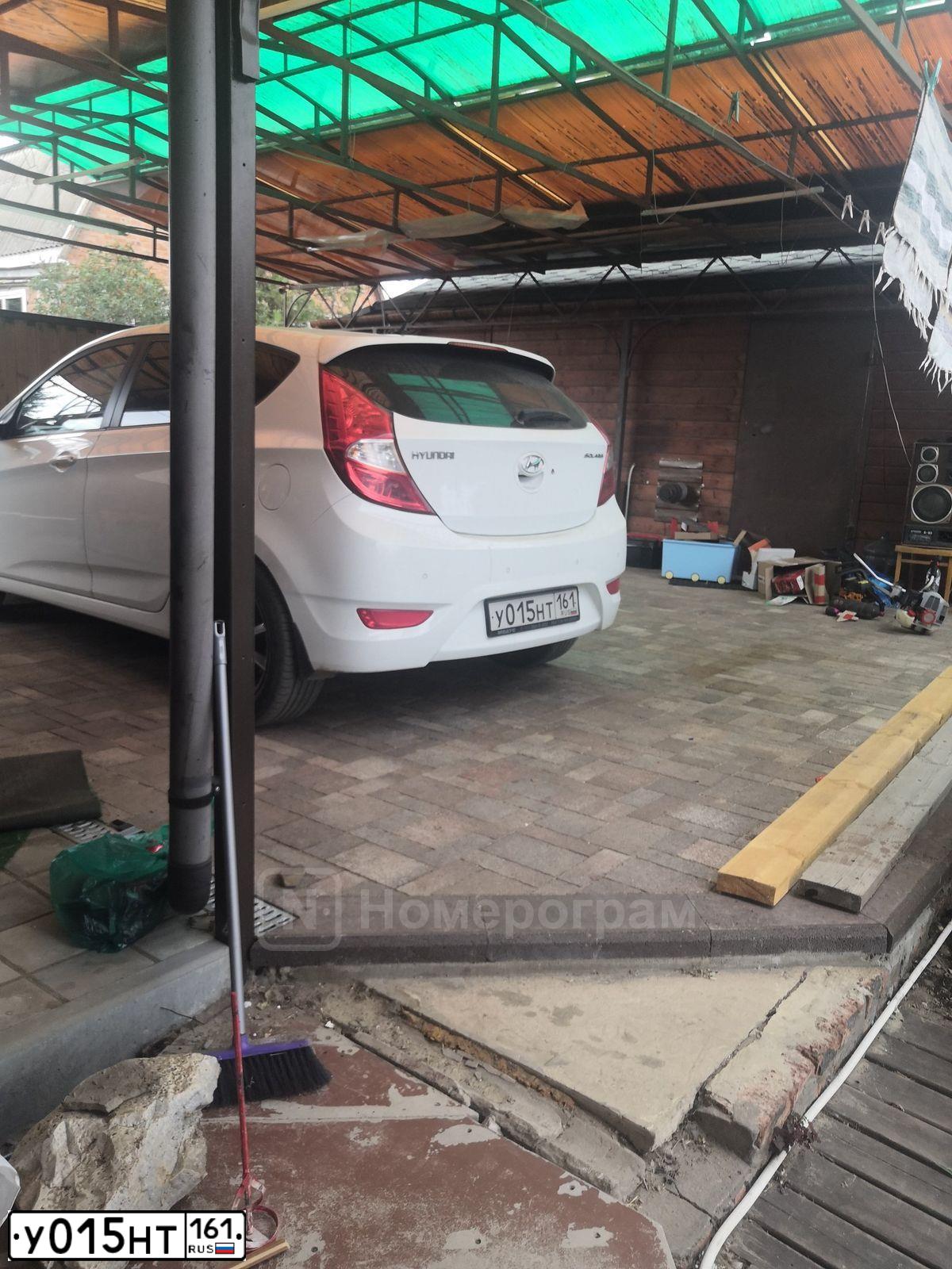 Фото автомобиля HYUNDAI SOLARIS, 2011 — госномер У015НТ161. Цвет: БЕЛЫЙ