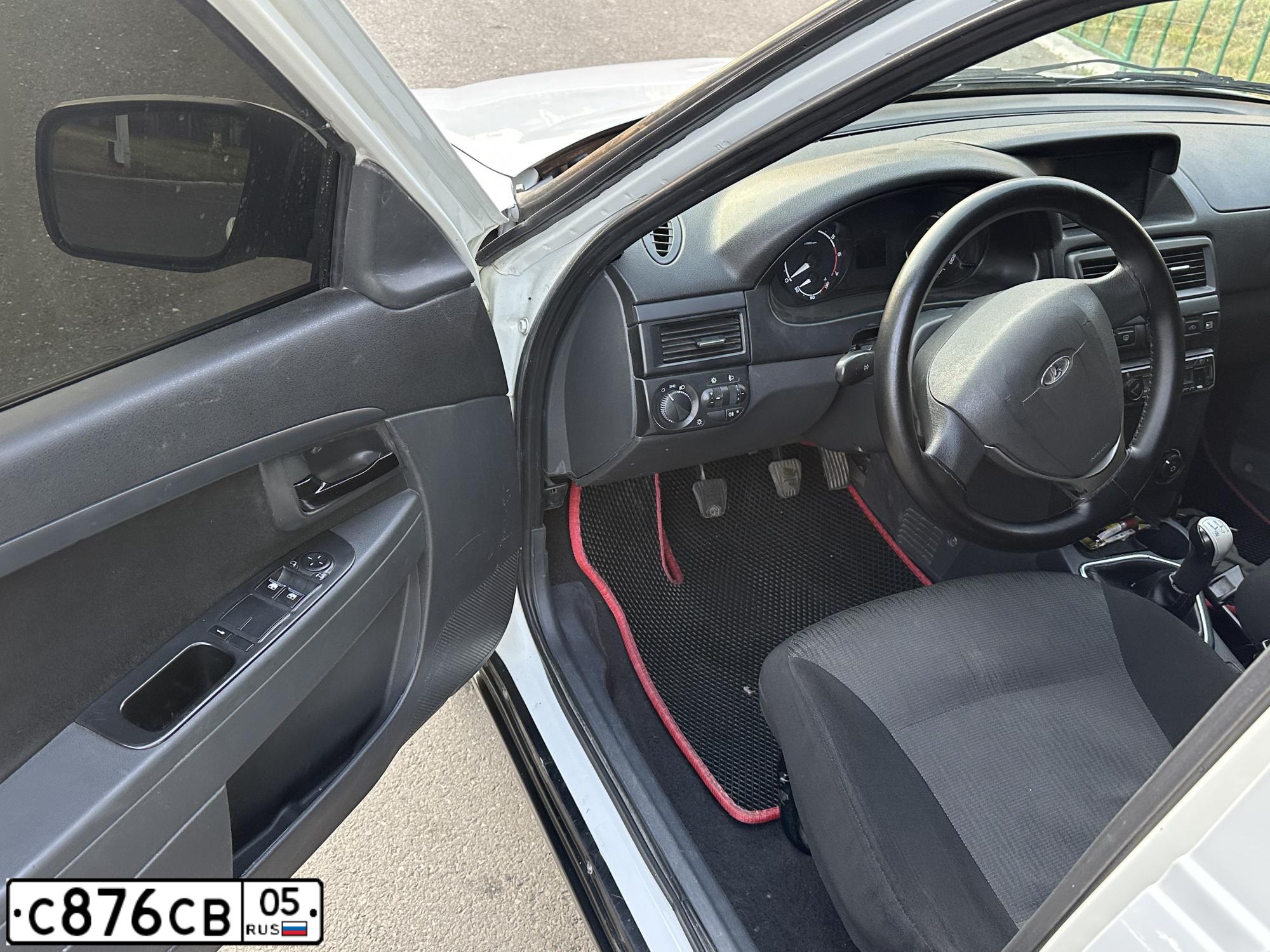Фото автомобиля LADA 2170 PRIORA, 2017 — госномер С876СВ05. Цвет: Белый