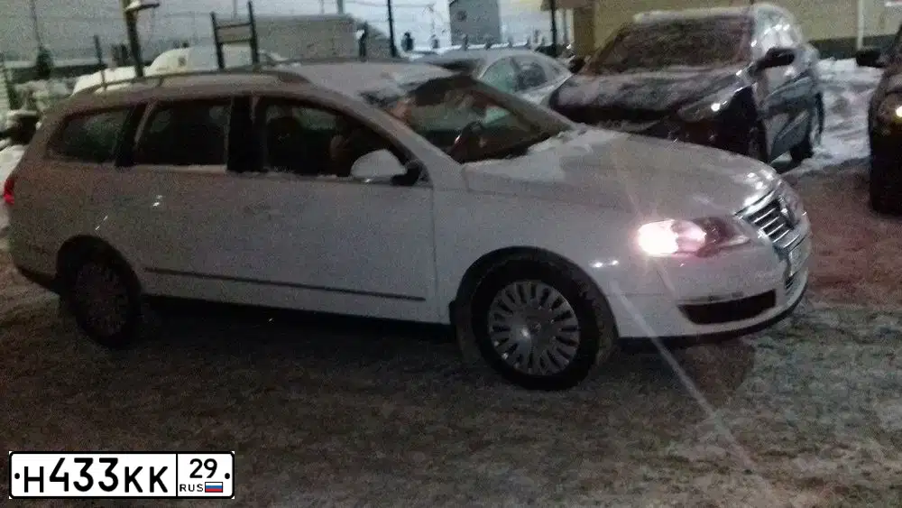 Фото автомобиля LADA 1118 KALINA, 2009 — госномер Е281НА45. Цвет: ТЕМНО-СЕРЫЙ