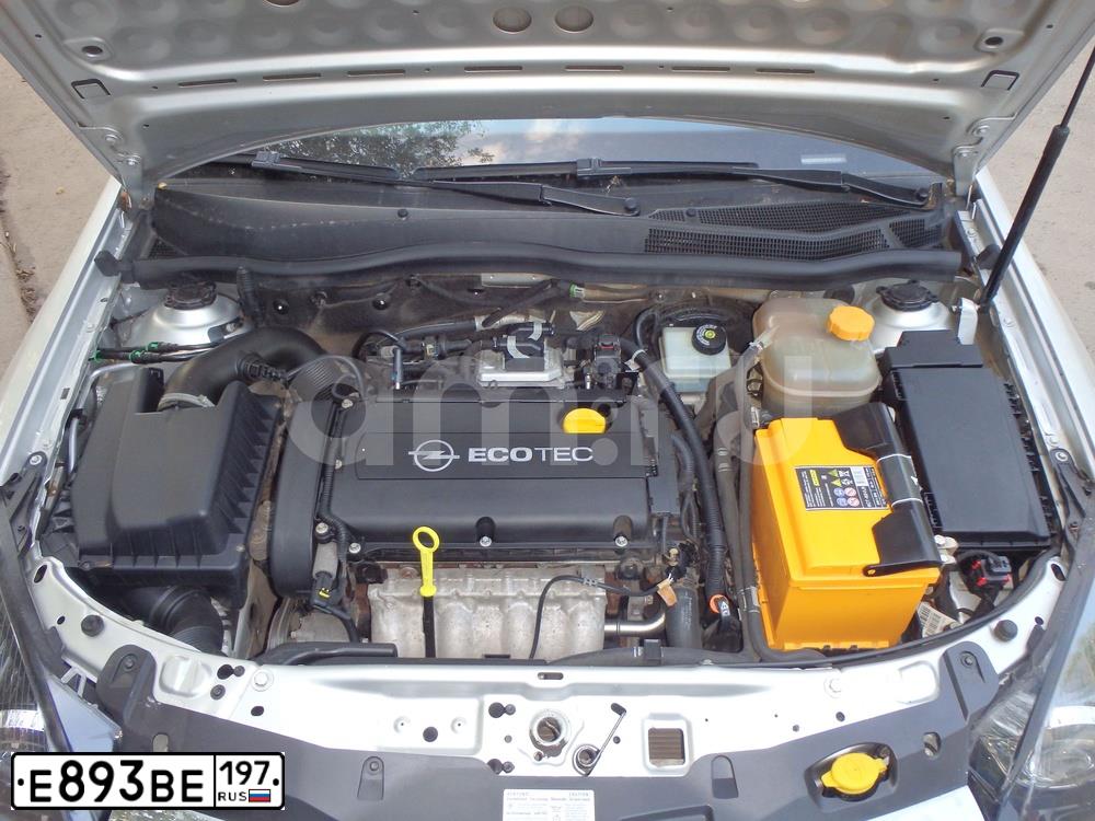 Фото автомобиля OPEL ASTRA, 2008 — госномер С082СЕ40. Цвет: СЕРЕБРИСТЫЙ