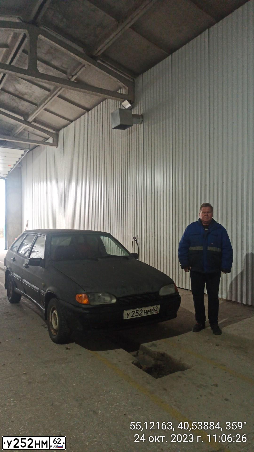 Фото автомобиля LADA 2114 SAMARA, 2008 — госномер М062ММ62. Цвет: ГРАФИТОВЫЙ МЕТАЛЛИК