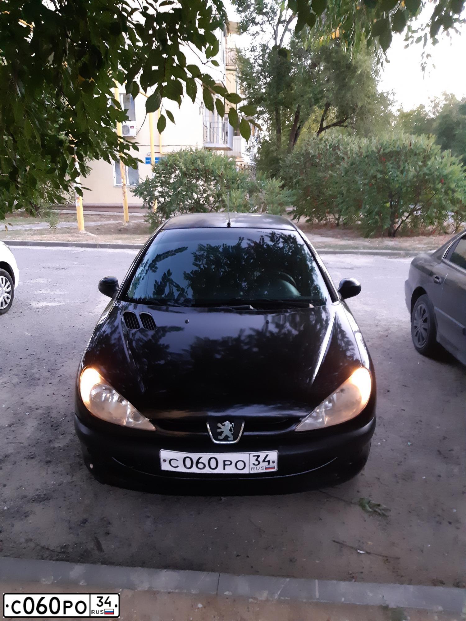 Фото автомобиля PEUGEOT 206, 2007 — госномер К293СА134. Цвет: ЧЕРНЫЙ