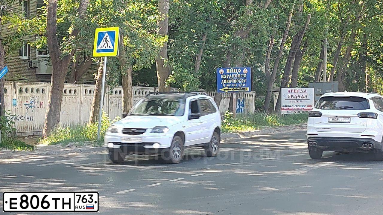 Фото автомобиля SUZUKI /GRAND/ VITARA, 2007 — госномер Е806ТН763. Цвет: СЕРЫЙ