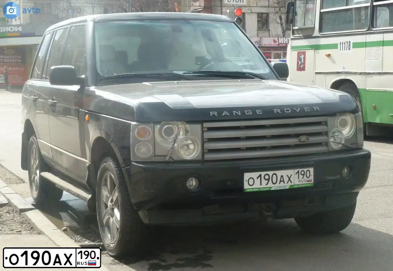 Фото автомобиля LANDROVER RANGE ROVER, 2003 — госномер Е941УМ790. Цвет: ЧЕРНЫЙ