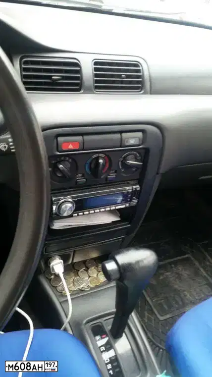 Фото автомобиля NISSAN SUNNY, 1998 — госномер М608АН197. Цвет: ЗЕЛЕНЫЙ