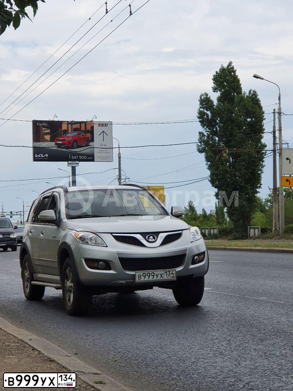 Фото автомобиля MITSUBISHI L 200, 2011 — госномер С404ВК193. Цвет: Белый