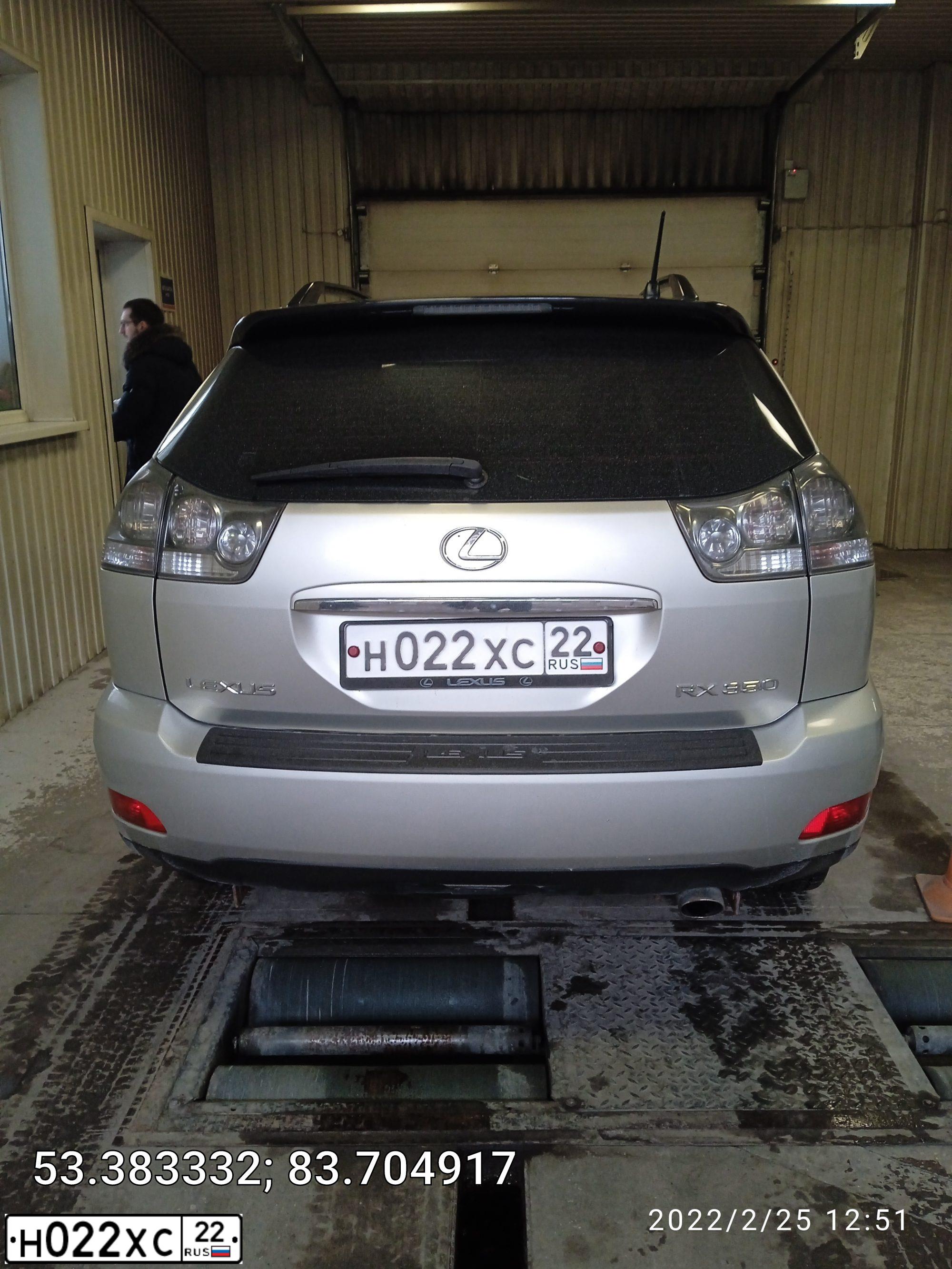 Фото автомобиля LEXUS RX, 2007 — госномер В504ЕМ122