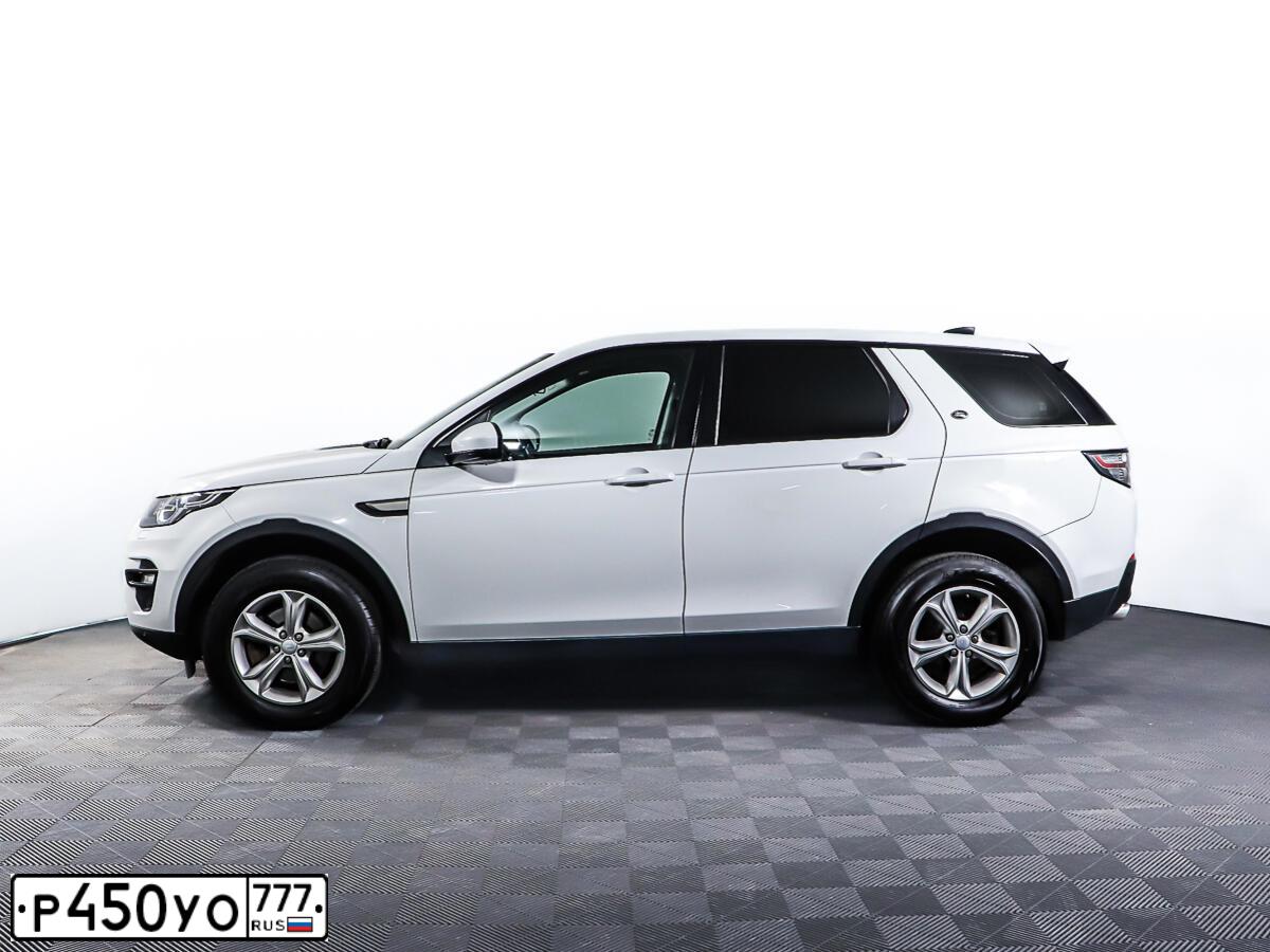 Фото автомобиля LANDROVER DISCOVERY SPORT, 2016 — госномер Р450УО777. Цвет: БЕЛЫЙ