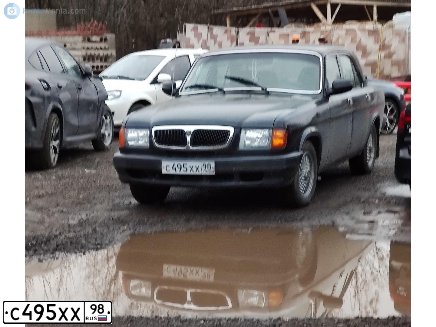 Фото автомобиля GAZ 3110 WOLGA, 2003 — госномер С495ХХ98. Цвет: ЧЕРНЫЙ