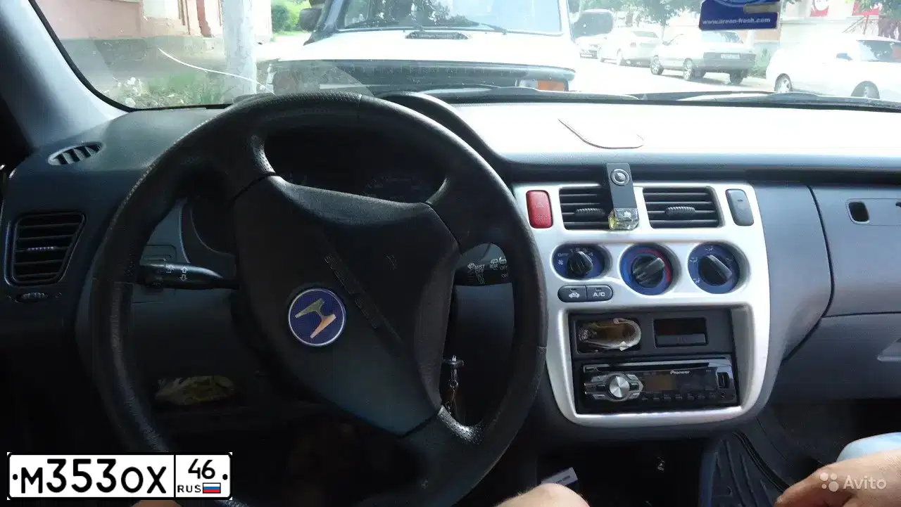 Фото автомобиля HONDA HR-V, 2000 — госномер М353ОХ46. Цвет: СЕРЕБРИСТЫЙ