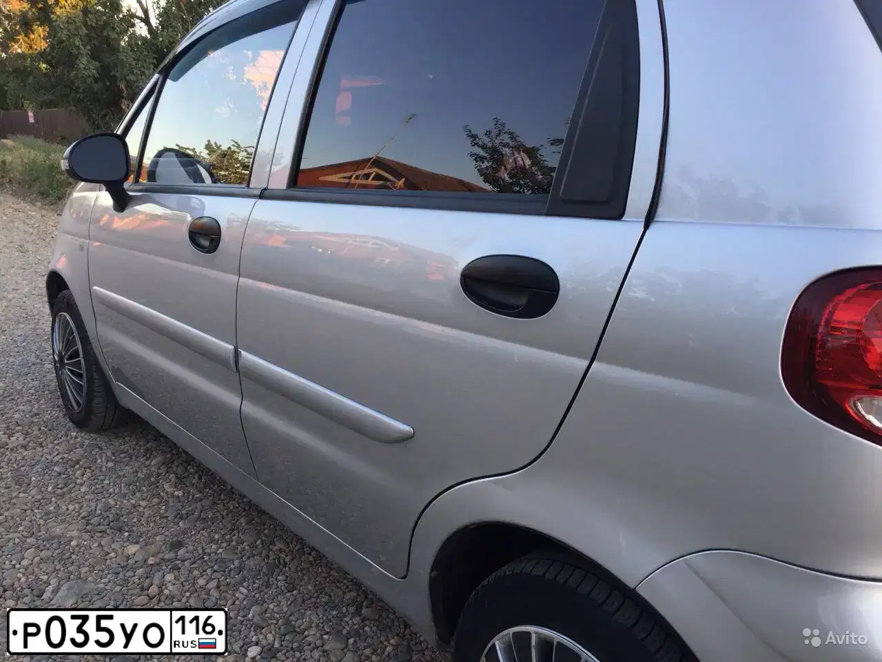 Фото автомобиля DAEWOO MATIZ, 2012 — госномер Р035УО116. Цвет: Серебристый