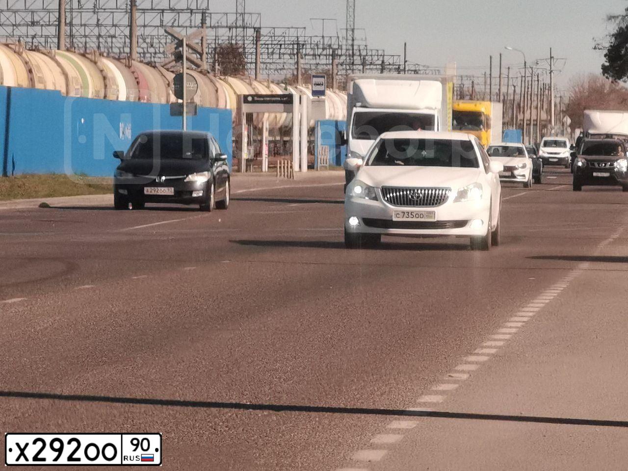 Фото автомобиля NISSAN ALMERA, 2004 — госномер Н436СР33. Цвет: ЧЕРНЫЙ