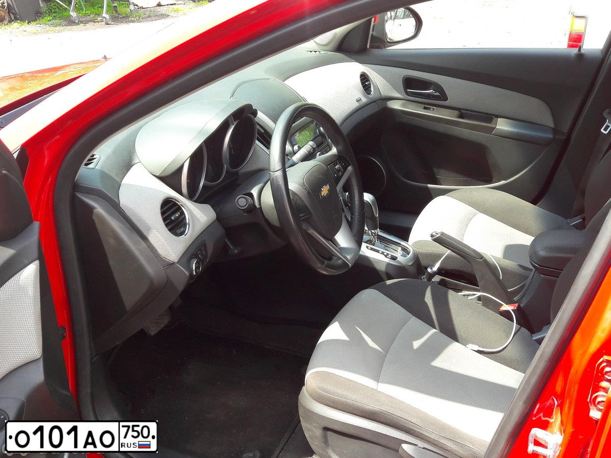 Фото автомобиля CHEVROLET CRUZE, 2012 — госномер Р315АО71. Цвет: КРАСНЫЙ