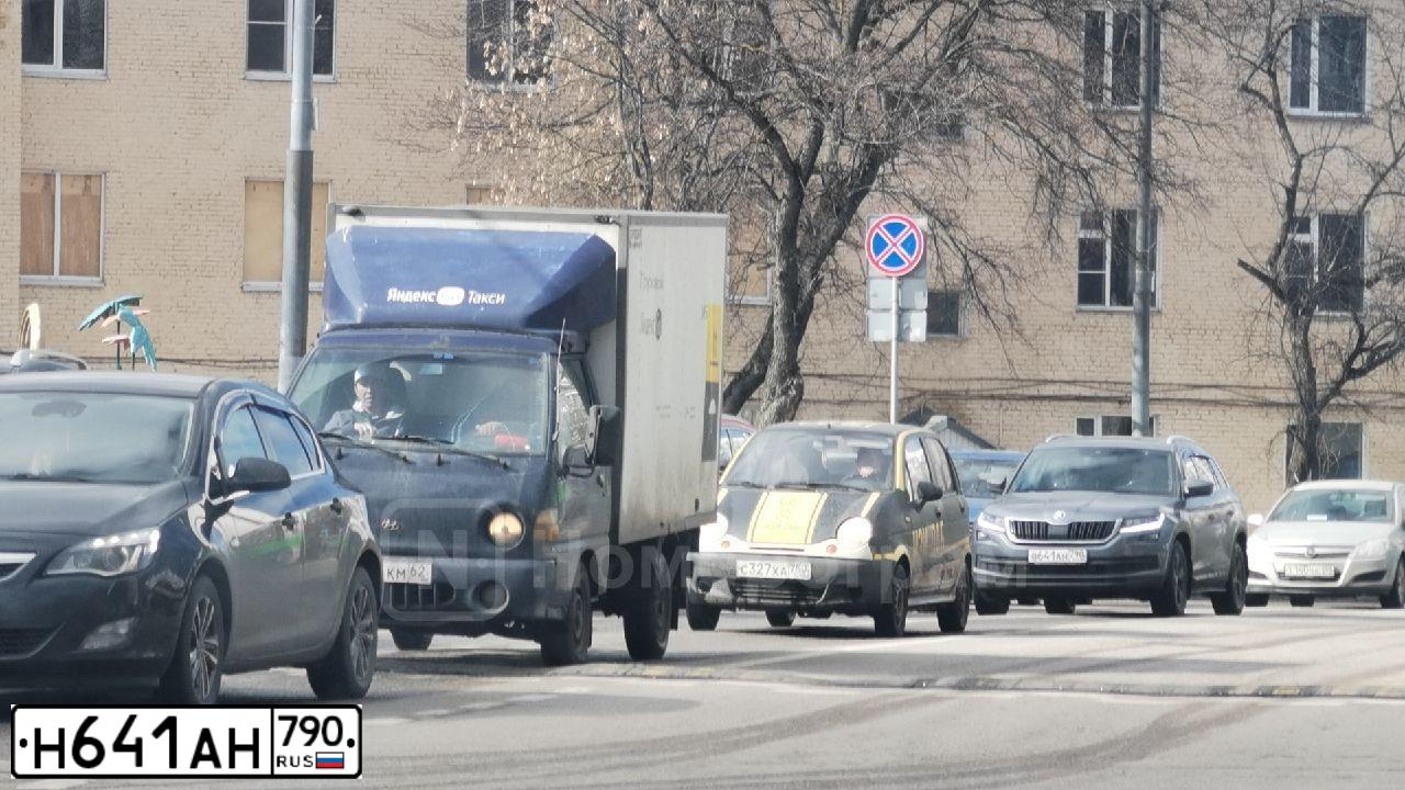 Фото автомобиля FIAT DUCATO, 2012 — госномер Т738ЕО58. Цвет: синий