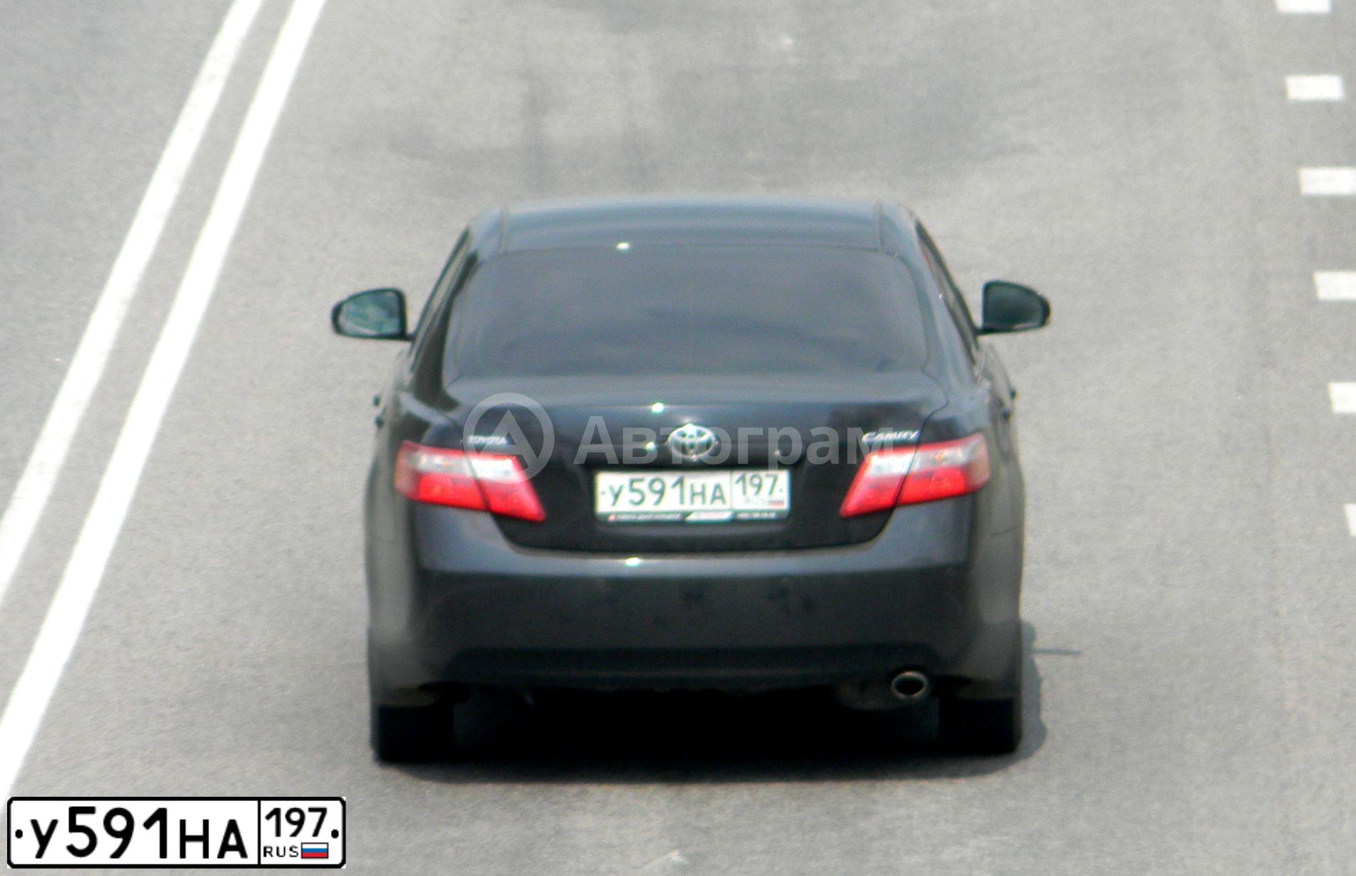 Фото автомобиля TOYOTA CAMRY, 2011 — госномер У591НА197. Цвет: ЧЕРНЫЙ