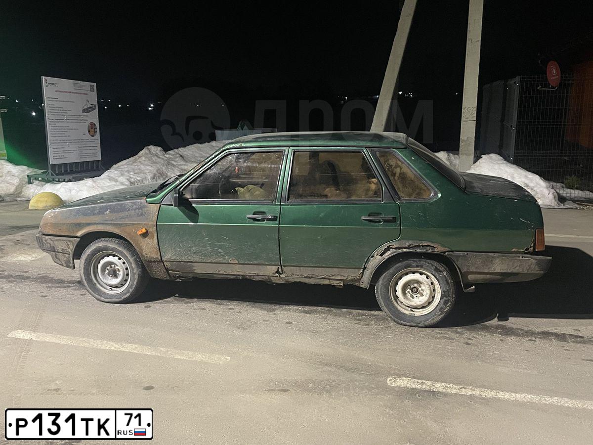 Фото автомобиля LADA 2109 SAMARA, 2000 — госномер Р131ТК71. Цвет: СЕРЕБРИСТЫЙ ЯРКО-ЗЕЛЕНЫЙ