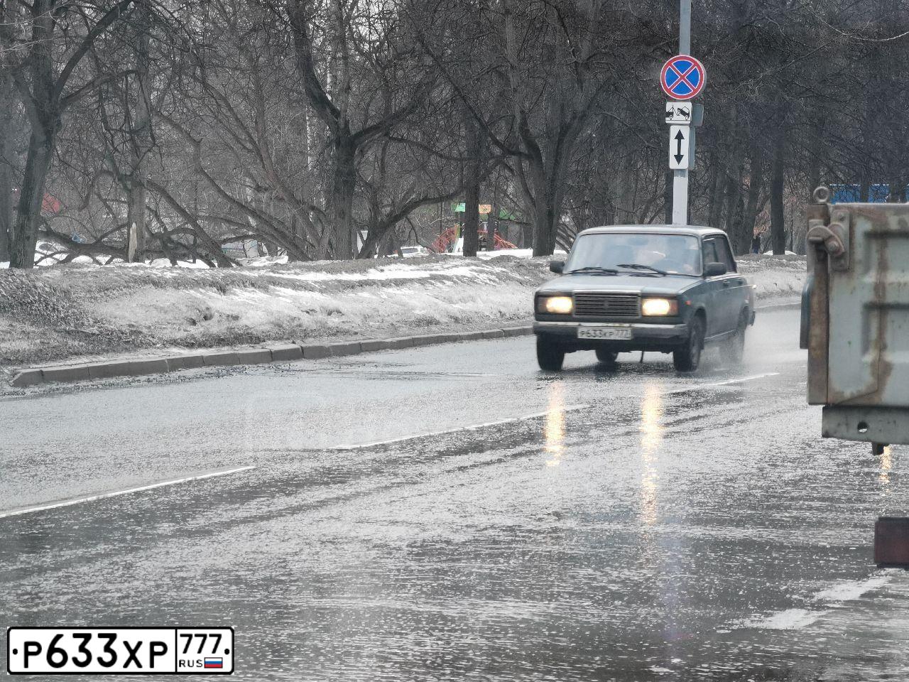 Фото автомобиля VOLKSWAGEN GOLF, 2010 — госномер Т659ХК05. Цвет: СЕРО-ГОЛУБОЙ