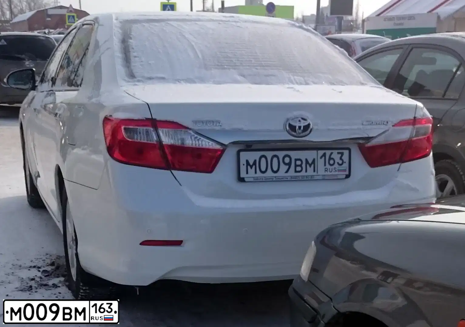 Фото автомобиля TOYOTA CAMRY, 2012 — госномер М009ВМ163. Цвет: БЕЛЫЙ
