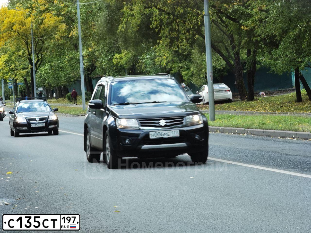 Фото автомобиля NISSAN ALMERA, 2011 — госномер С135СТ197. Цвет: синий