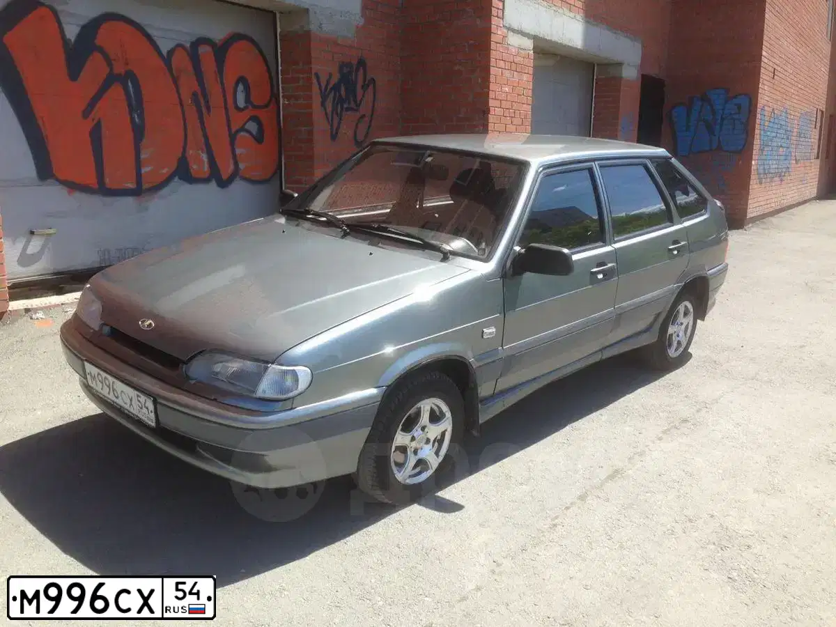 Фото автомобиля LADA 2114 SAMARA, 2006 — госномер М996СХ54. Цвет: СРЕДНИЙ СЕРО-ЗЕЛЕНЫЙ МЕТ