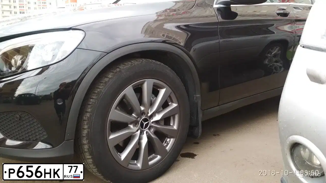 Фото автомобиля SKODA FABIA, 2011 — госномер Р656НК77. Цвет: СЕРЫЙ ТЕМНЫЙ