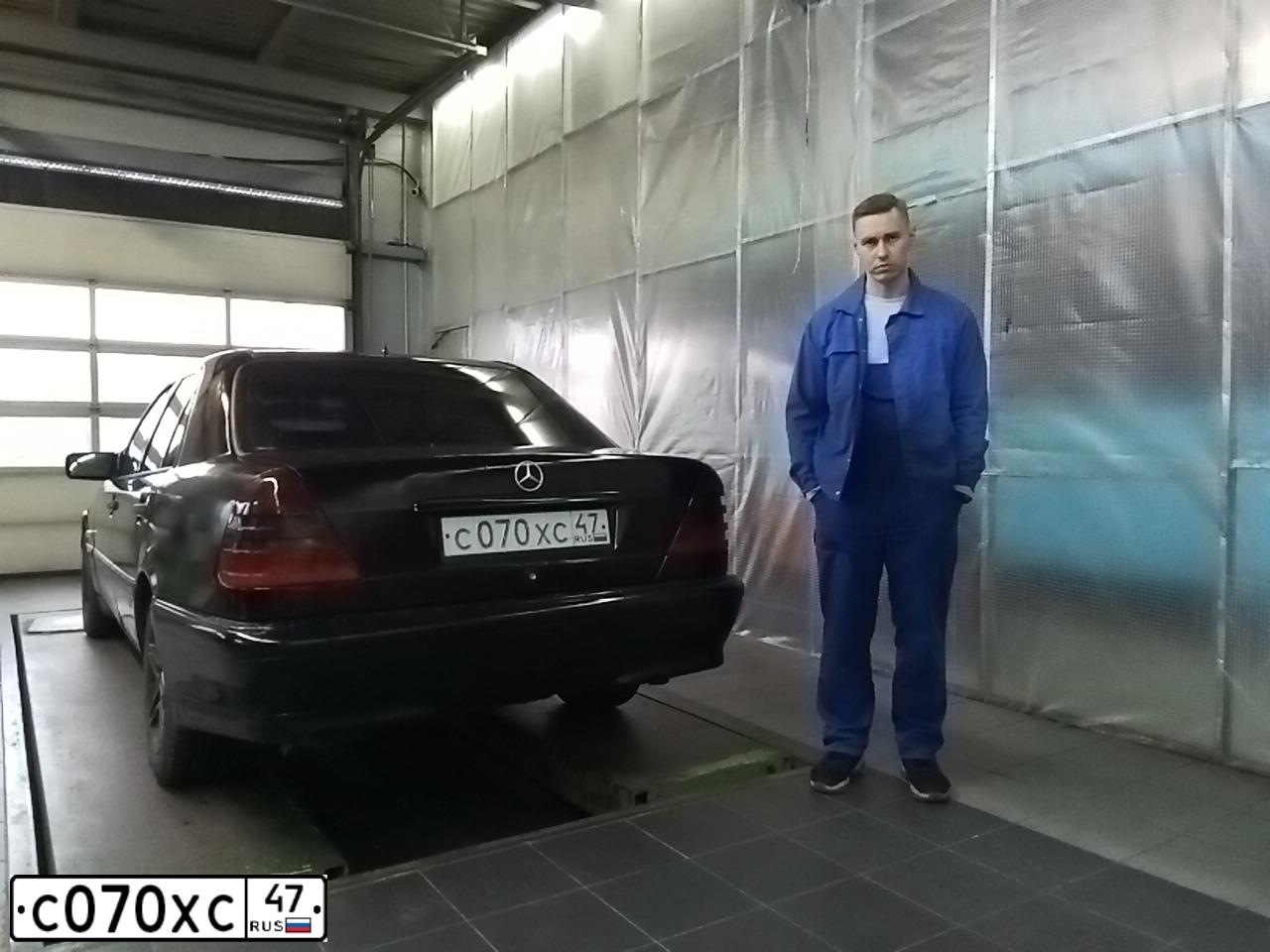 Фото автомобиля MERCEDES C-KLASSE, 1999 — госномер С117РС198. Цвет: ЧЕРНЫЙ