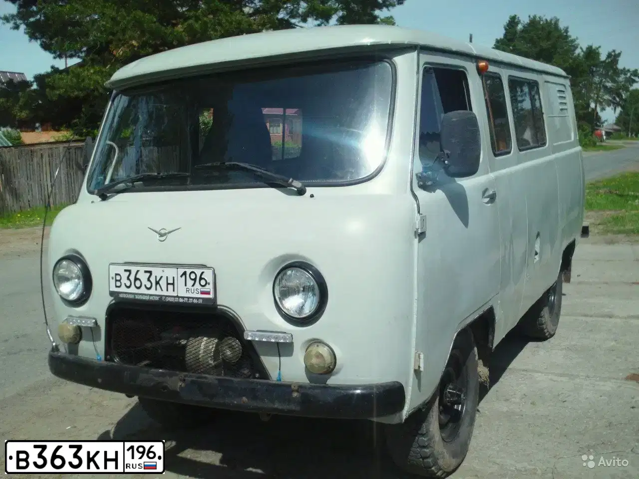 Фото автомобиля UAZ 3909, 2004 — госномер У545КО72. Цвет: БЕЛО-СЕРЫЙ