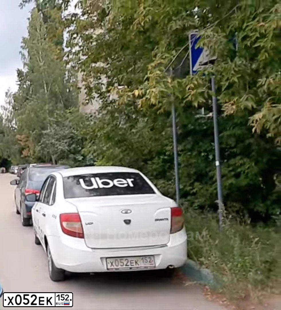 Фото автомобиля FIAT ALBEA, 2008 — госномер Х052ЕК152. Цвет: ТЕМНО-СЕРЫЙ