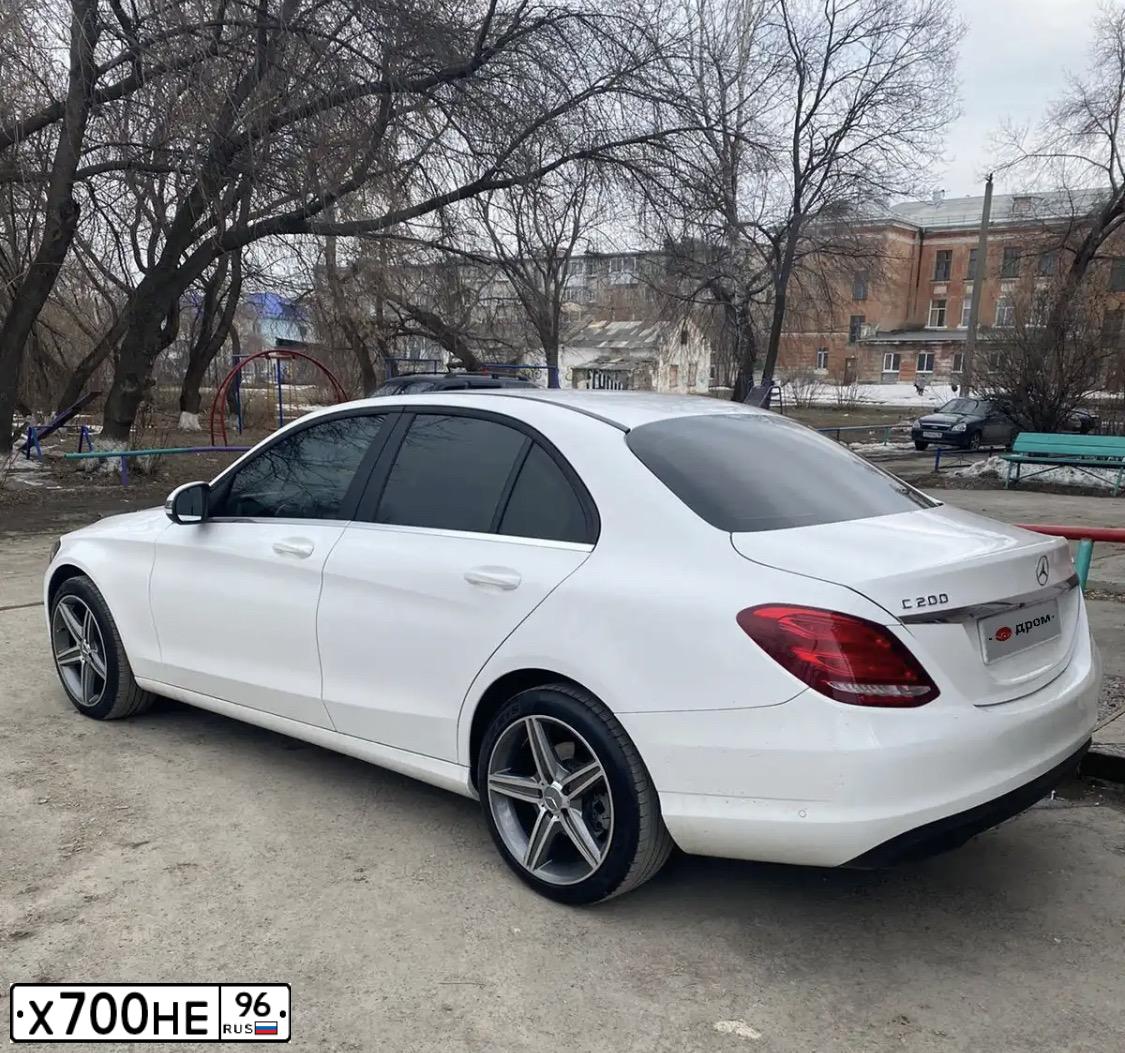Фото автомобиля MERCEDES-BENZ C200, 2016 — госномер Т234ТХ196. Цвет: Белый