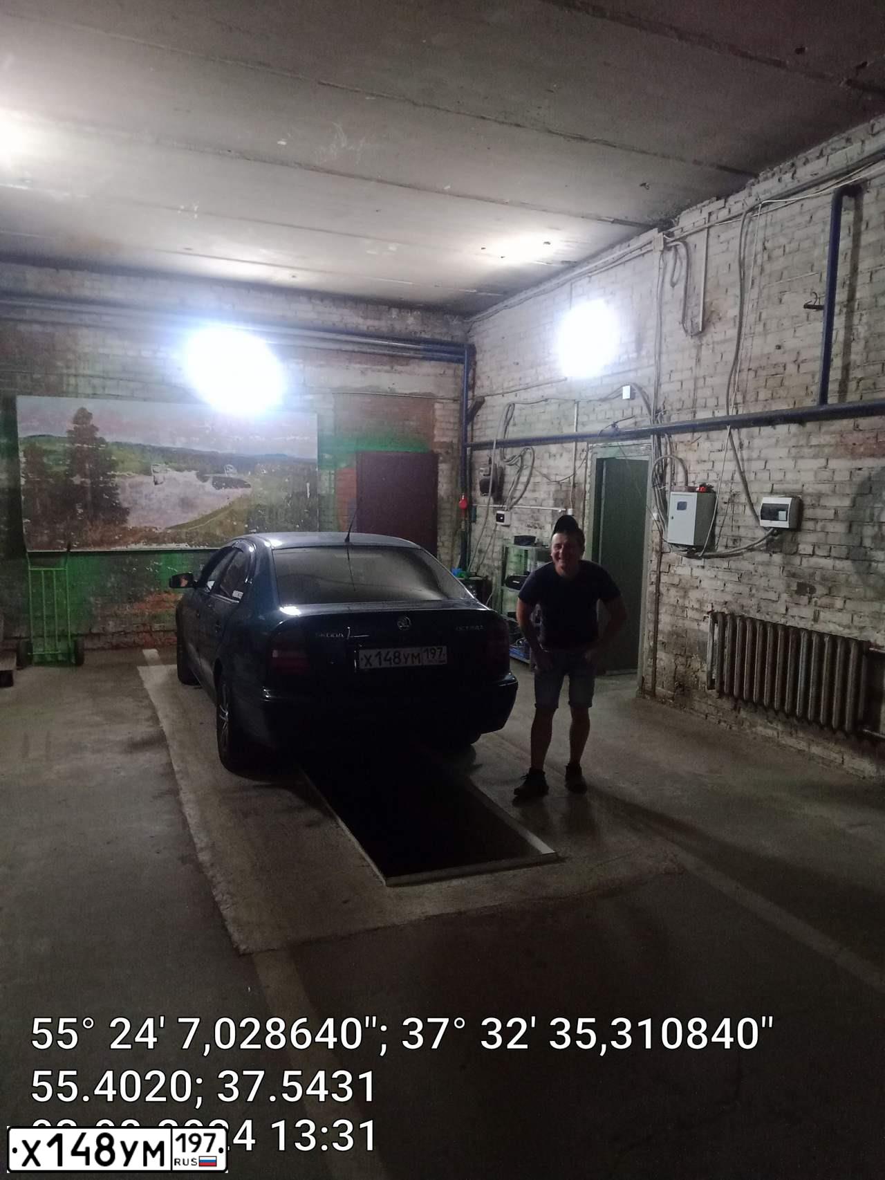 Фото автомобиля SKODA OCTAVIA, 1999 — госномер Х701ТЕ797. Цвет: ЗЕЛЕНЫЙ ТЕМНЫЙ