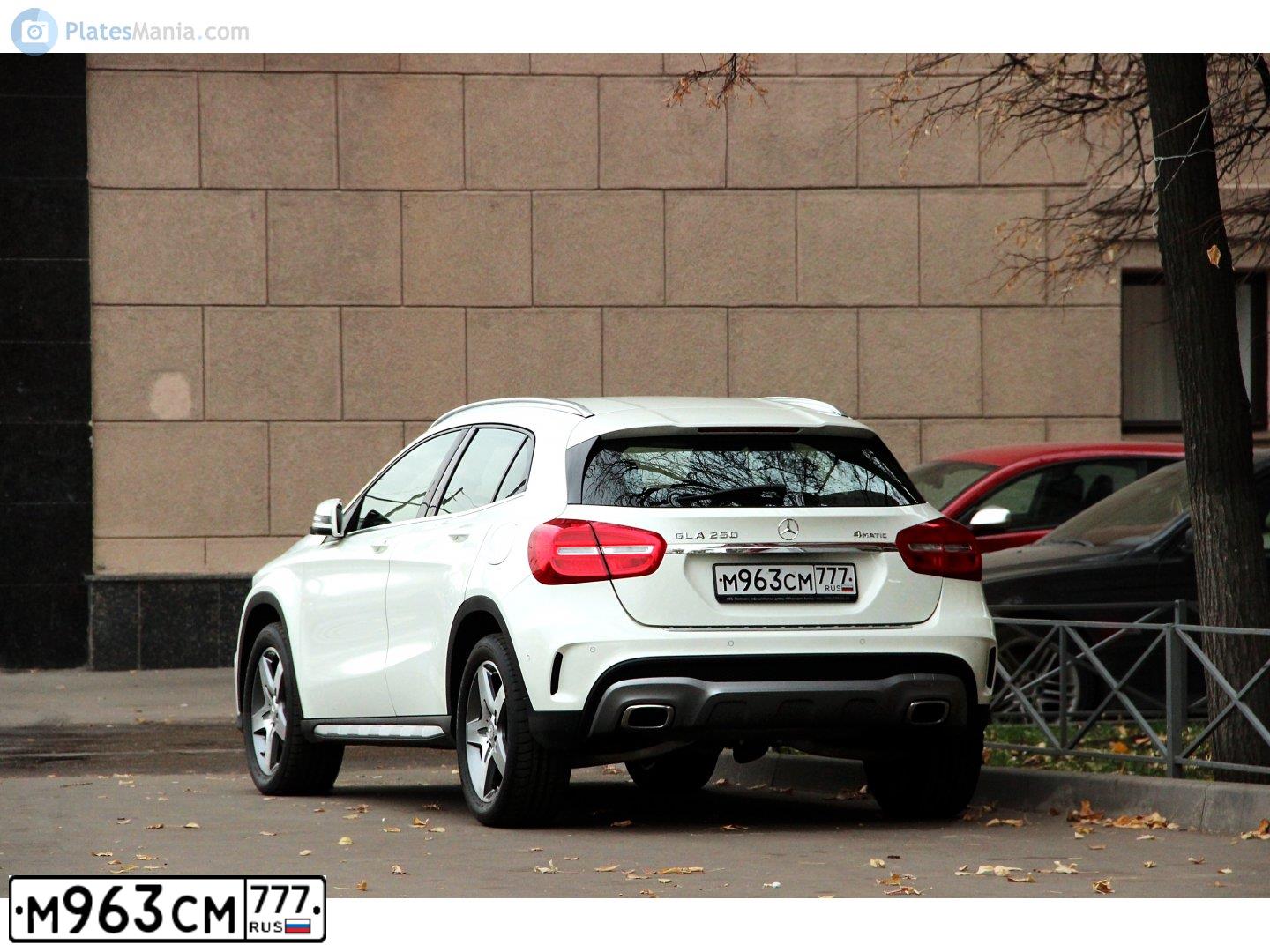Фото автомобиля MERCEDES GLA-KLASSE, 2016 — госномер Е558ЕН164. Цвет: Белый