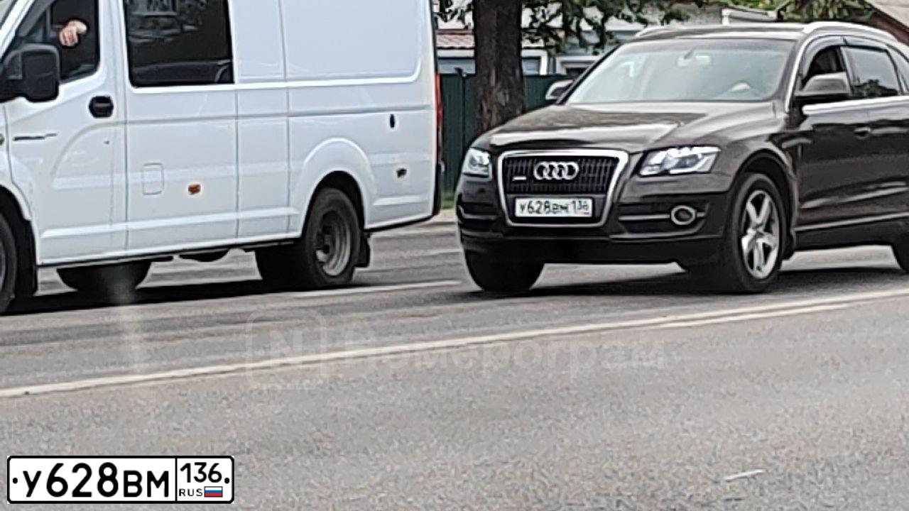 Фото автомобиля AUDI Q5, 2011 — госномер У628ВМ136. Цвет: Коричневый