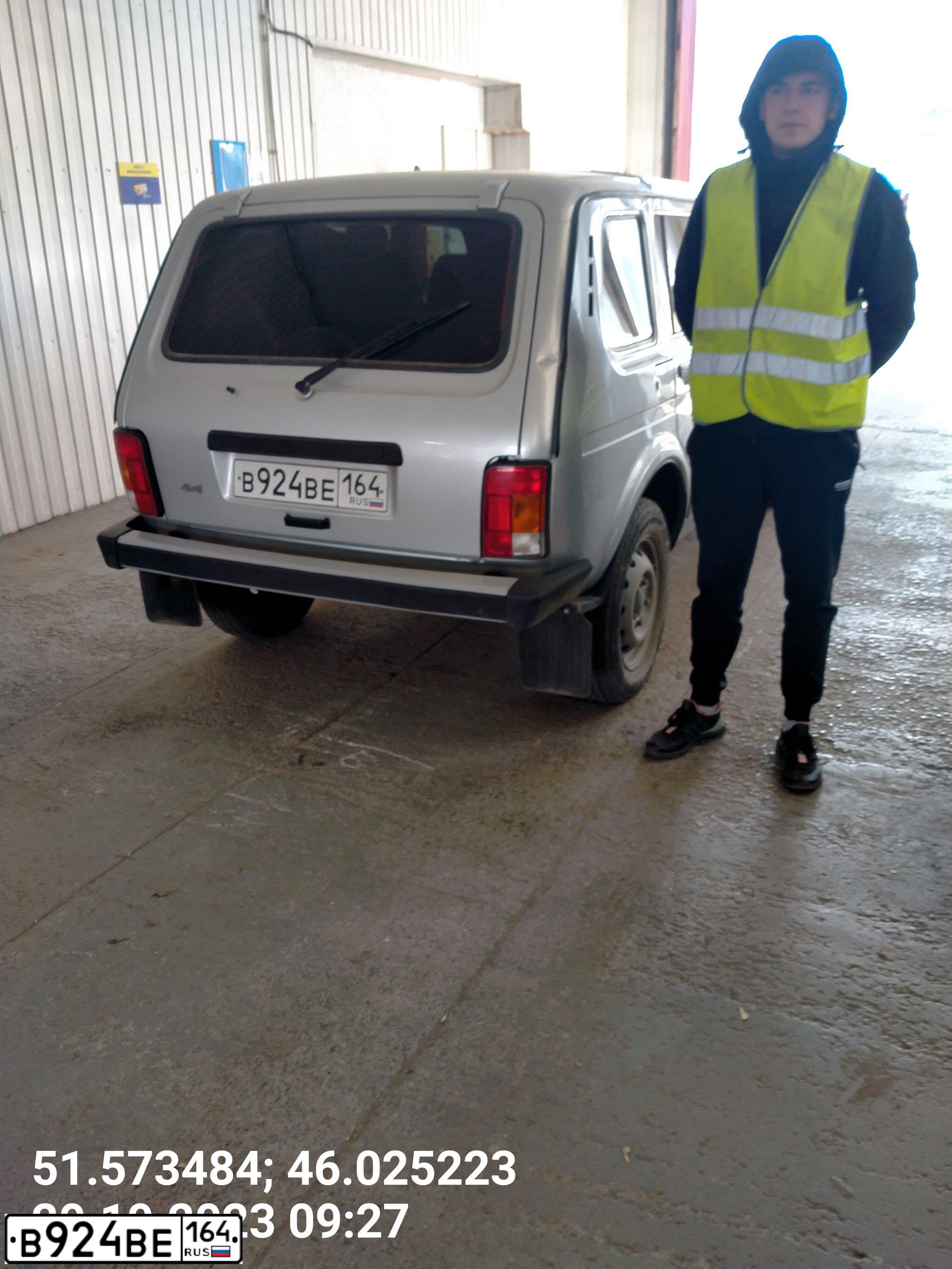 Фото автомобиля LADA (ВАЗ) 213100, 2018 — госномер В924ВЕ164